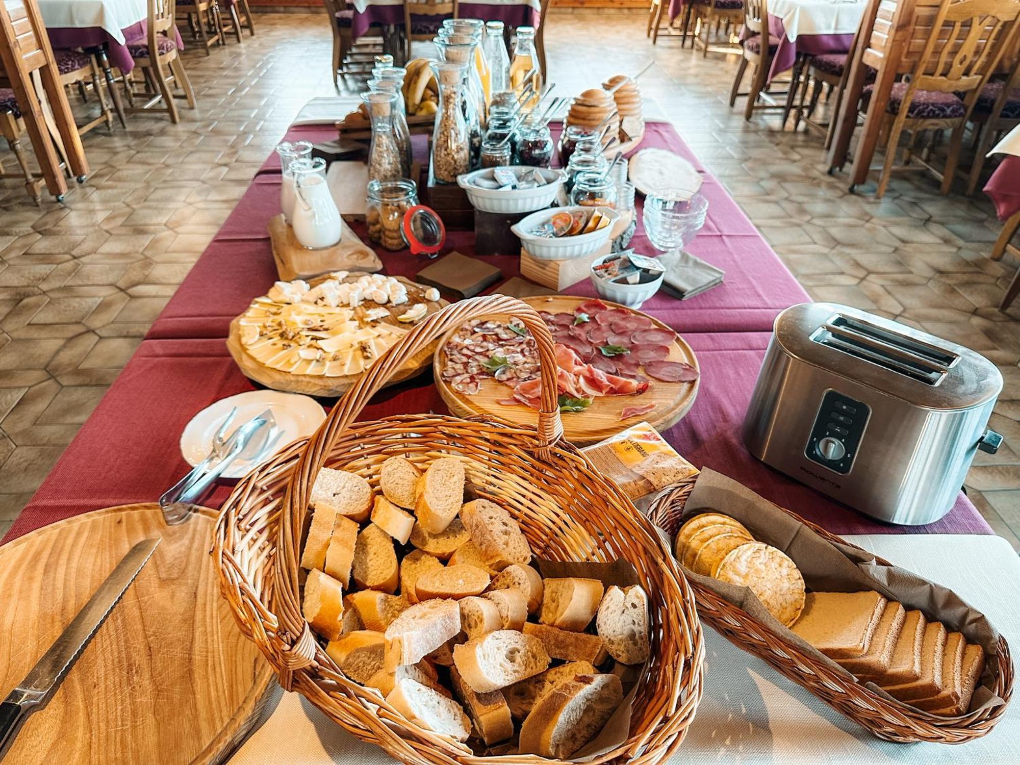 Hotel Oskar Zaplata Preddvor Luaran gambar